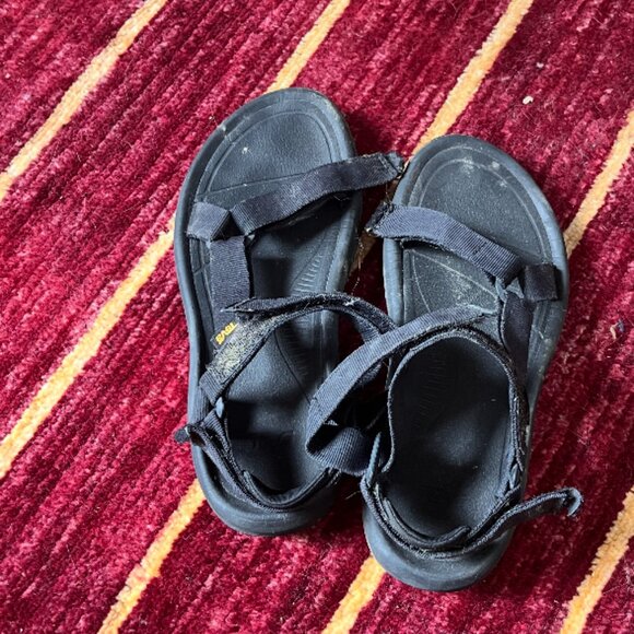 Tevas Black Hurricane XLT2 - Picture 3 of 4